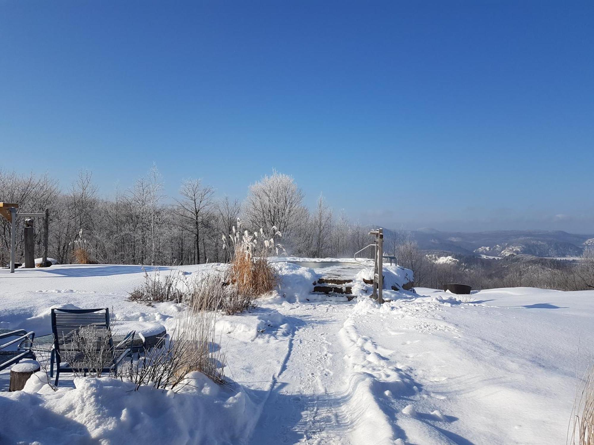 Eco Spa Highland Grenville-Sur-La-Rouge Exteriör bild