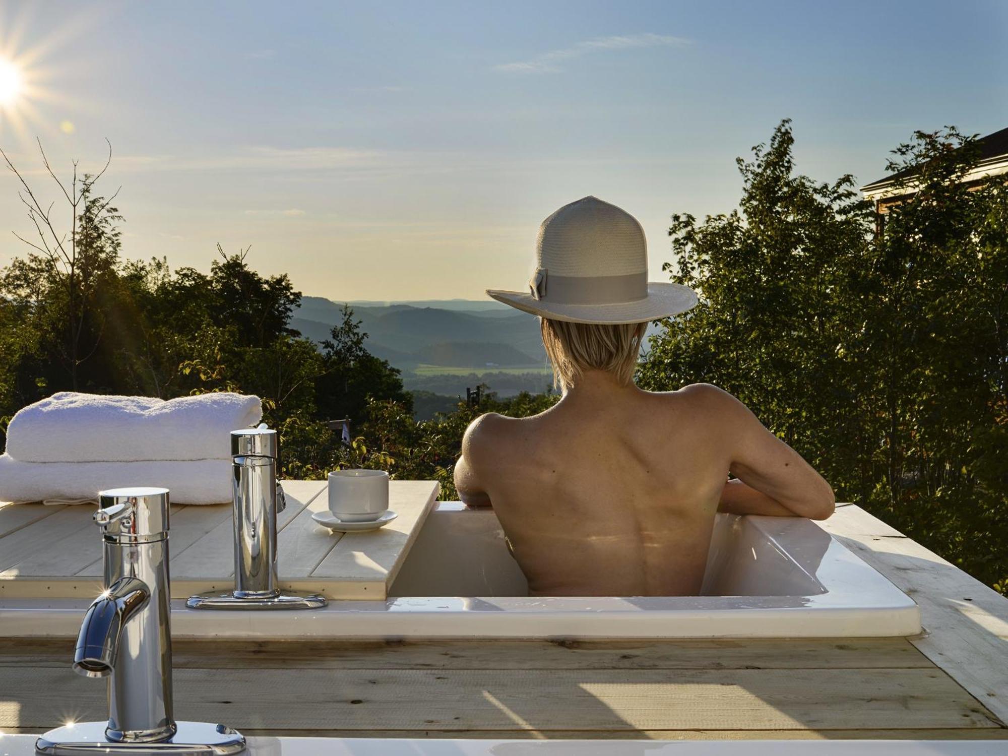 Eco Spa Highland Grenville-Sur-La-Rouge Exteriör bild