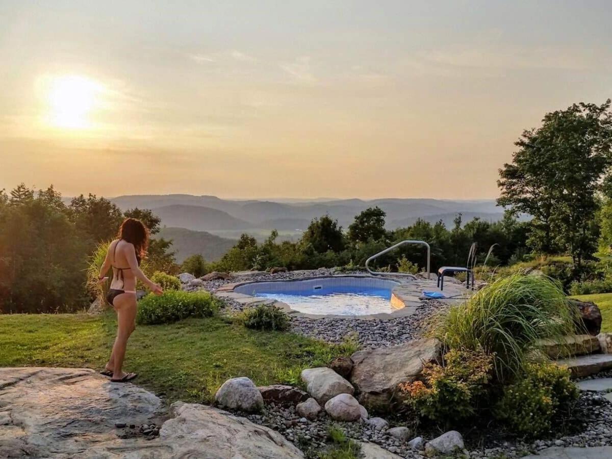 Eco Spa Highland Grenville-Sur-La-Rouge Exteriör bild