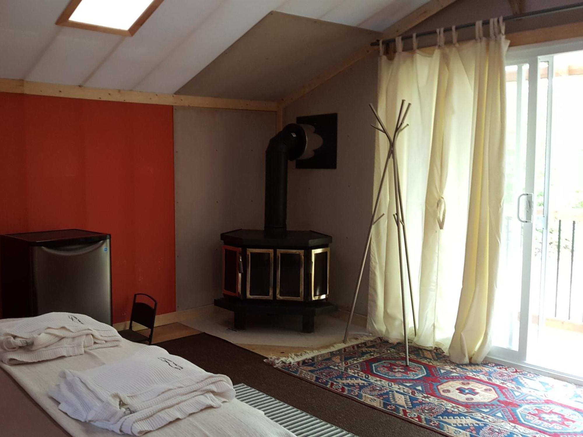 Eco Spa Highland Grenville-Sur-La-Rouge Rum bild
