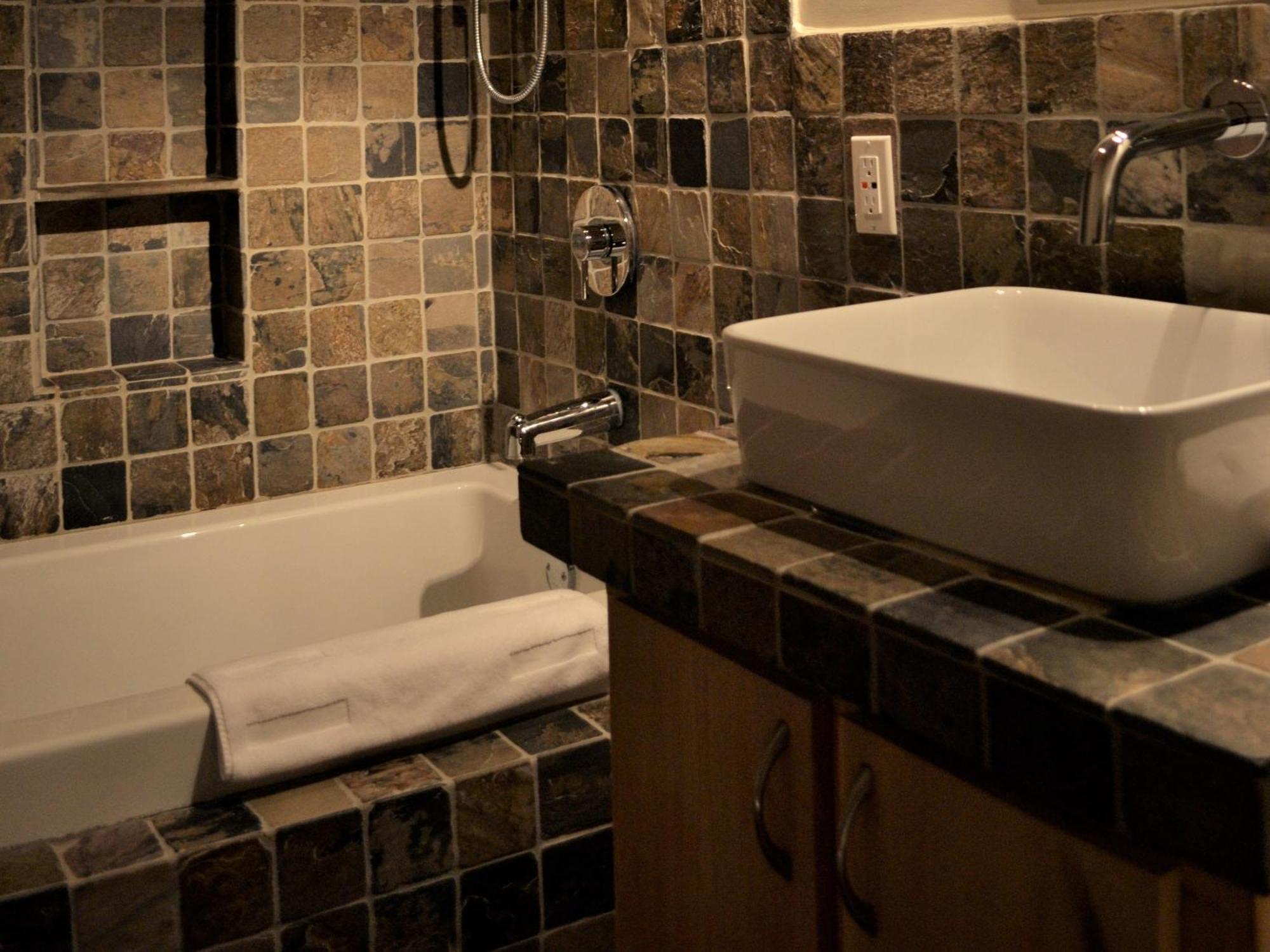 Eco Spa Highland Grenville-Sur-La-Rouge Rum bild